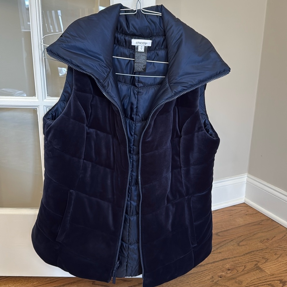 Ladies Chicos suede faux puffer vest with two pockets size 1.5